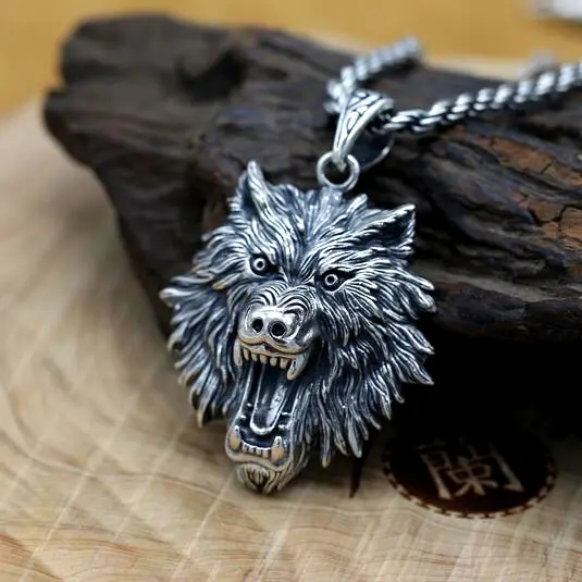 Collier Loup Argent Homme vue de face
